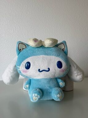 Sanrio Cinnamoroll 9” Blue, White & Soft Yellow Bow Plush
